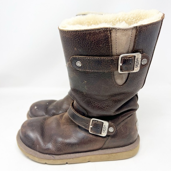 UGG KENSINGTON BROWN LEATHER FLEECE LINED SLIP ON MOTO BOOTS WOMENS SZ 7 - Picture 1 of 11